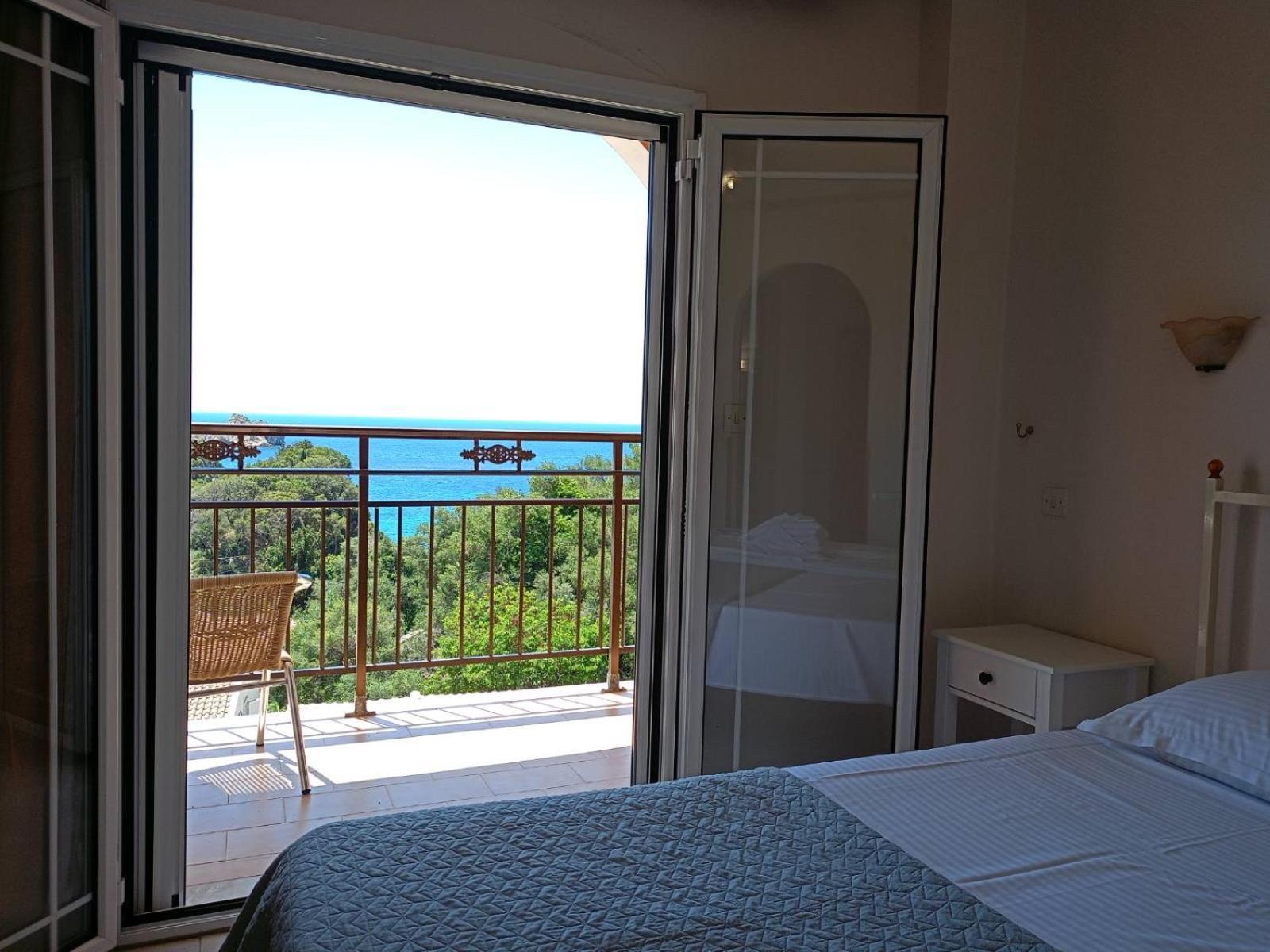 Rena Studios Paleokastritsa