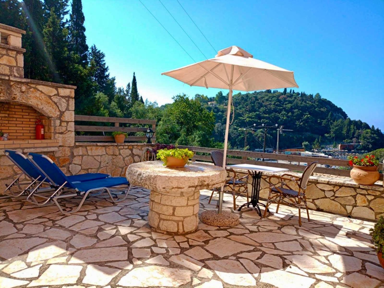 Rena Studios * Paleokastritsa