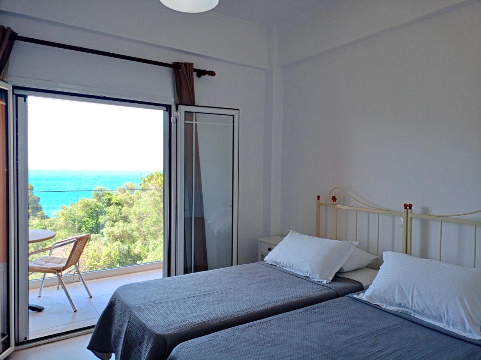 Rena Studios * Paleokastritsa